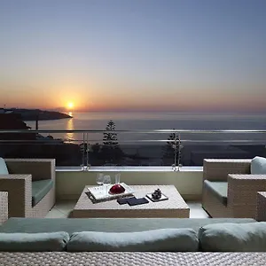 4* Hotel Macaris &