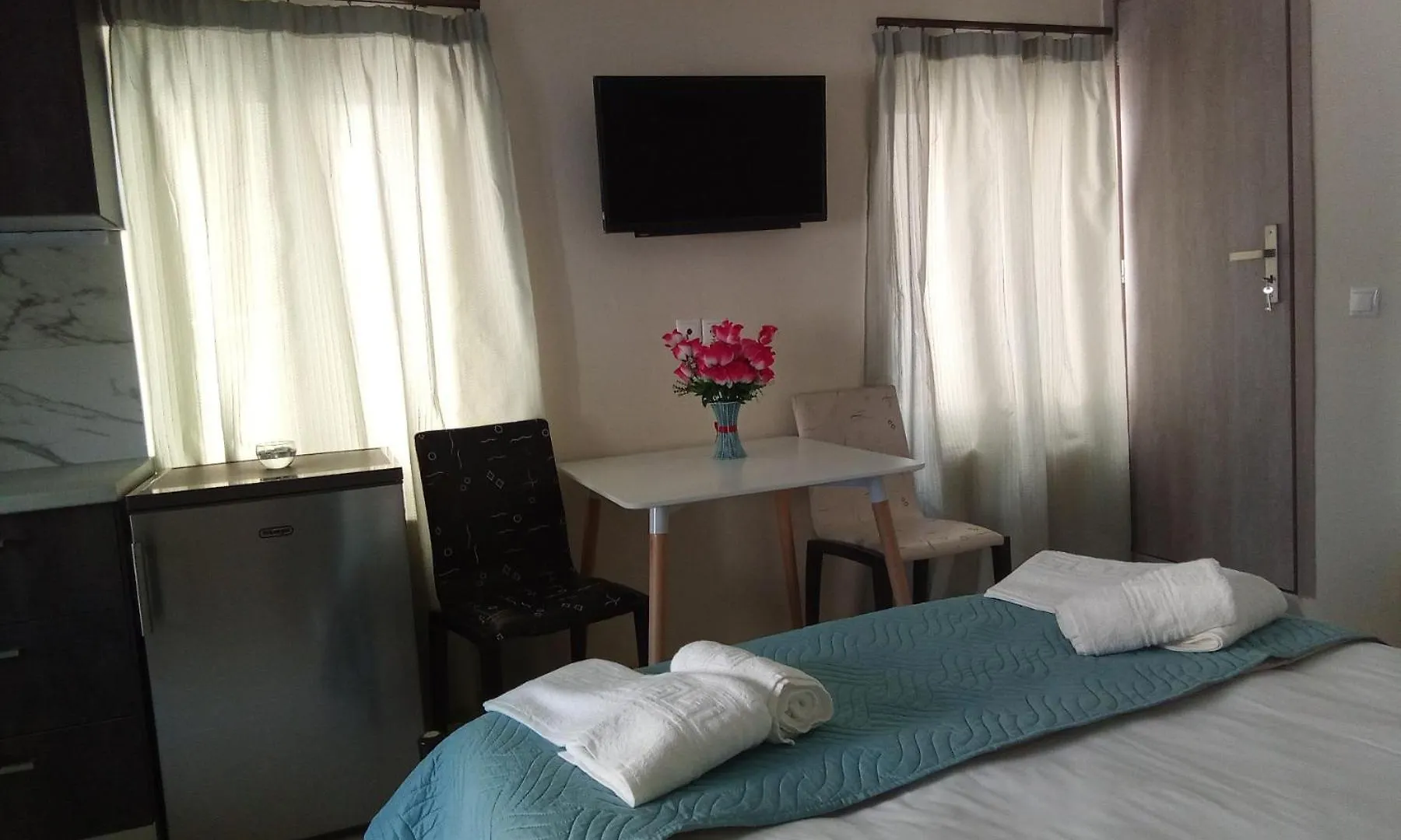 4 Seasons Studios Rethymno  Rethymno (Crete)