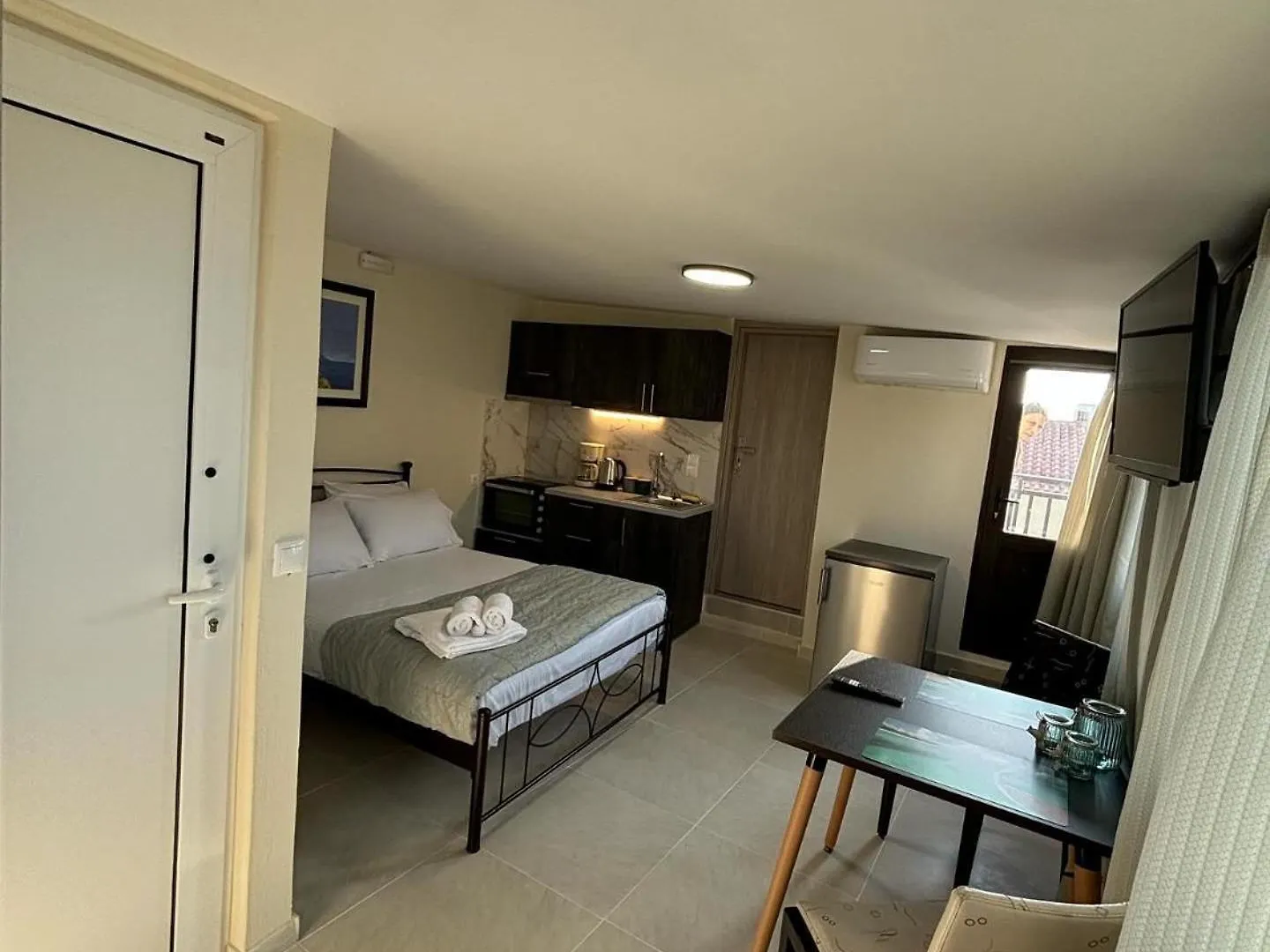 Apartment 4 Seasons Studios Rethymno  Greece