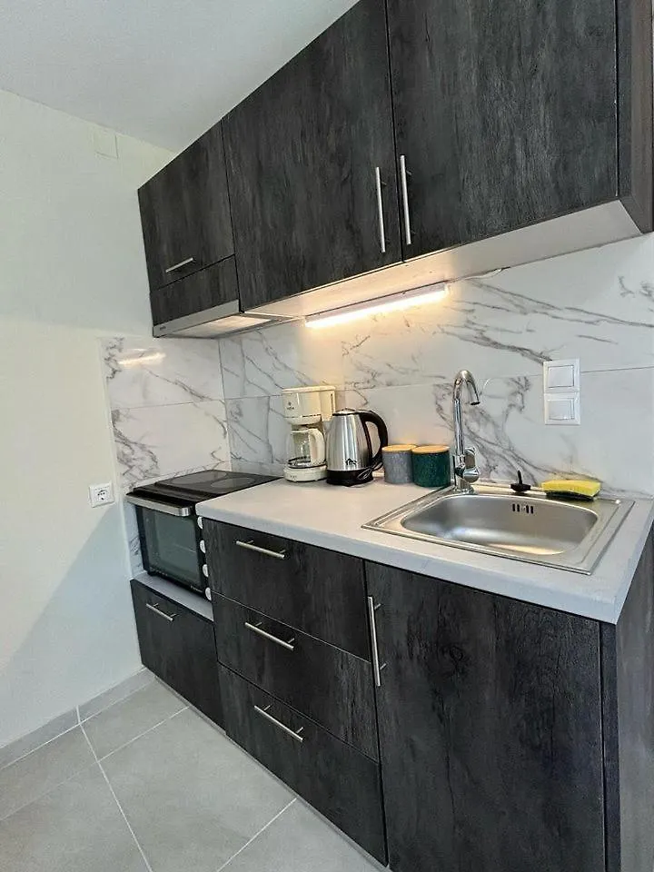 4 Seasons Studios Rethymno  Apartment